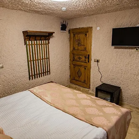 Capavista Cave House