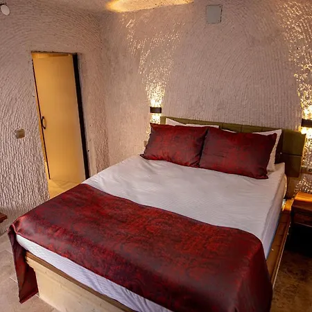 Capavista Cave House Bed & Breakfast *
