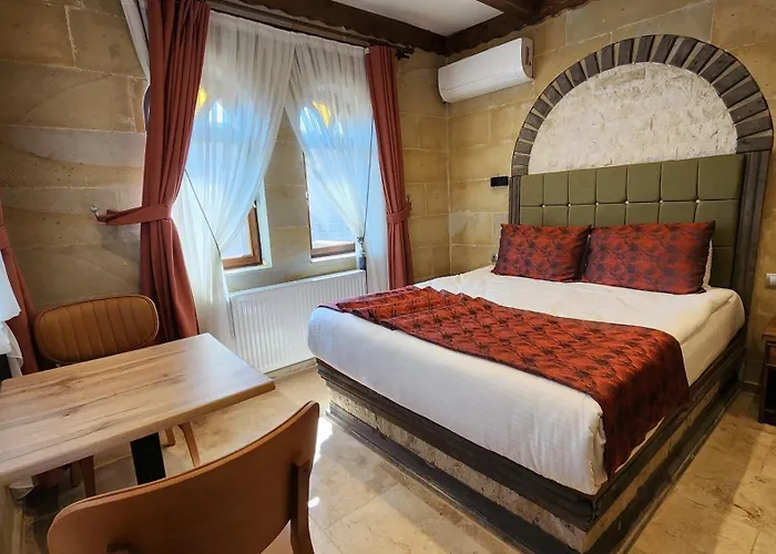 Capavista Cave House *